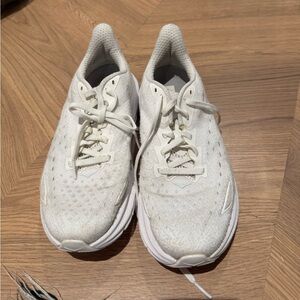 White hoka Clifton 9 Running Sneakers